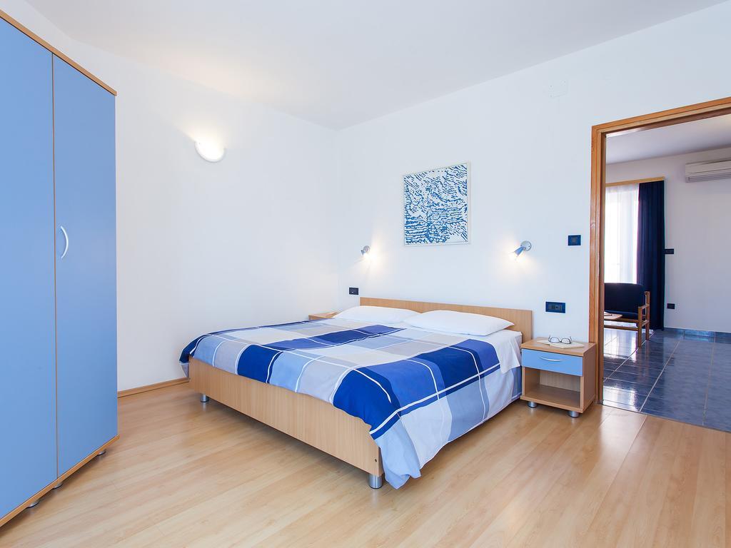 Apartments Villa Brioni I Fažana Kamer foto