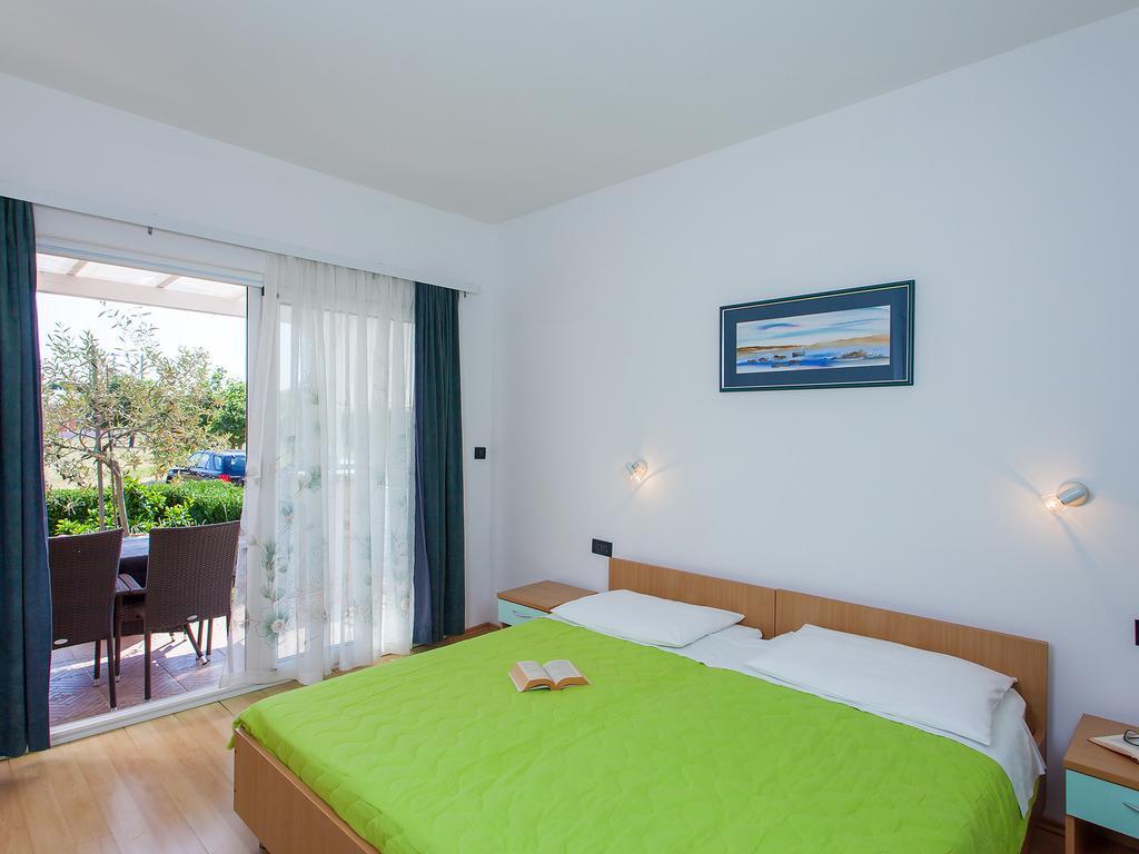 Apartments Villa Brioni I Fažana Kamer foto